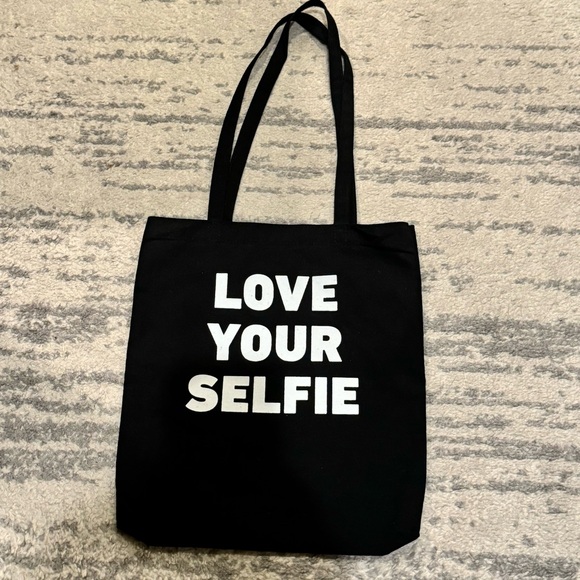 Quay Australia Love Your Selfie Black Canvas Tote Bag - Picture 3 of 5